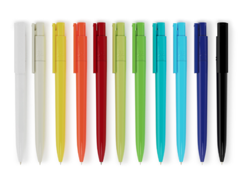 11 stylos à bille antibactériens en PET recyclé de couleurs différentes sur fond blanc