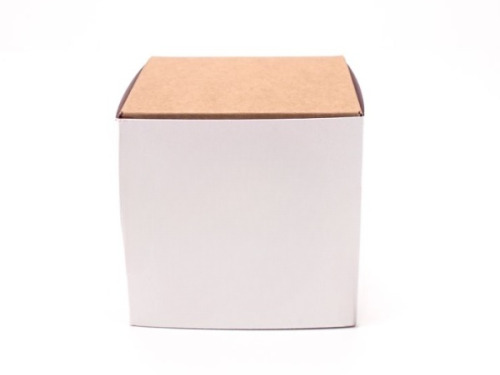 Boîte à rabat cube avec fourreau neutre