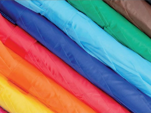Echantillons de couleurs pour les parapluies cannes